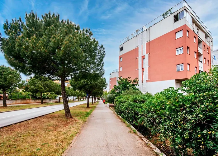 Vista - With Free Parking Apartmán *