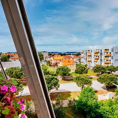 Vista - With Free Parking Διαμέρισμα Ζαντάρ