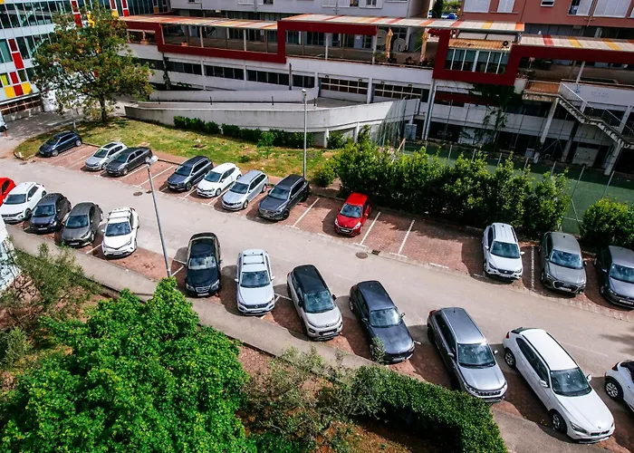 Apartment Vista - With Free Parking *